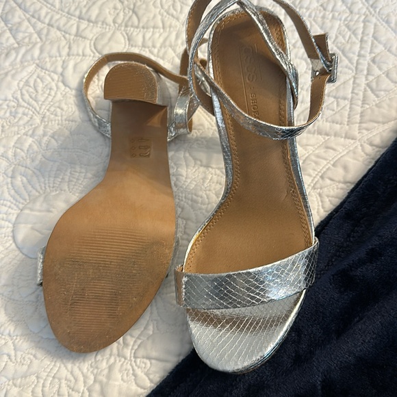 ASOS Shoes | River Island platform heeled sandal in silver - Picture 8 of 8